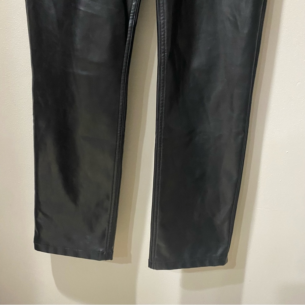 A&F The 90’s Straight Ultra HR Vegan Leather Pant - Picture 3 of 5